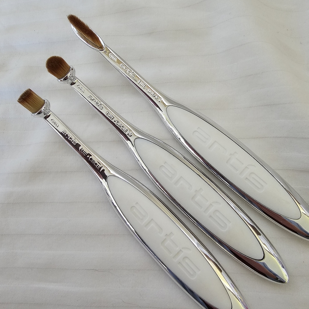 Artis Elite makeup brushes Set of 3